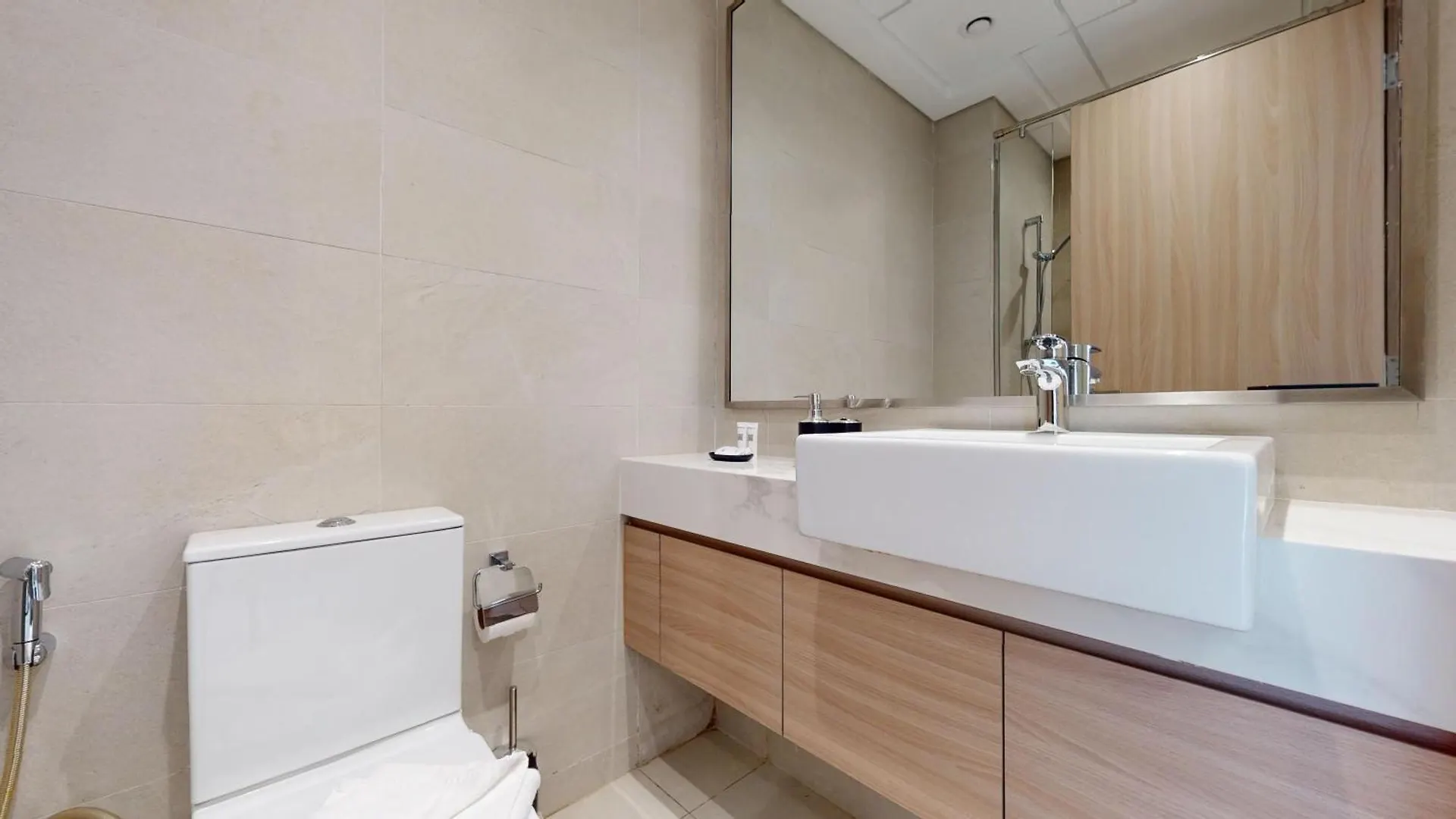 Primestay - Azizi Riviera 9, Al Meydan Dubai Apartment