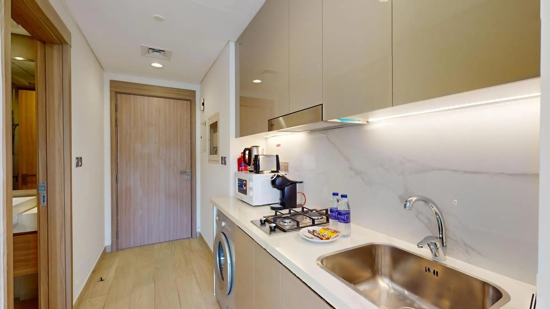 Primestay - Azizi Riviera 9, Al Meydan Dubai 0*,